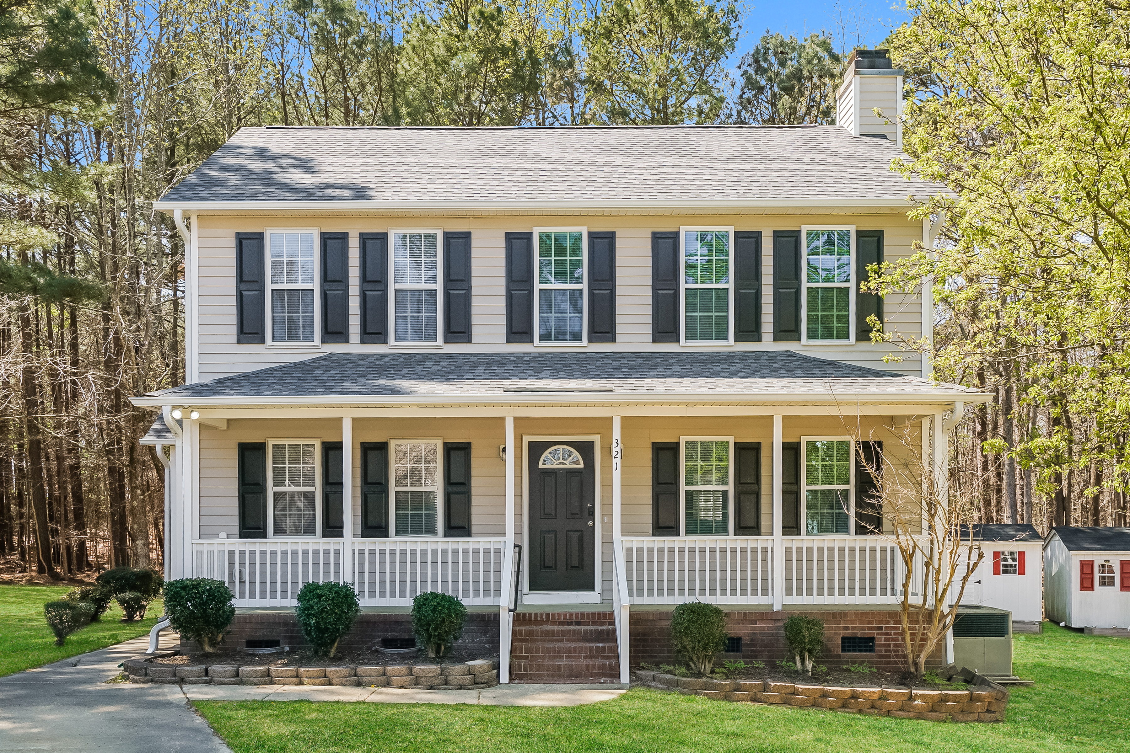 321 Hocutt Dr Clayton, NC 27520